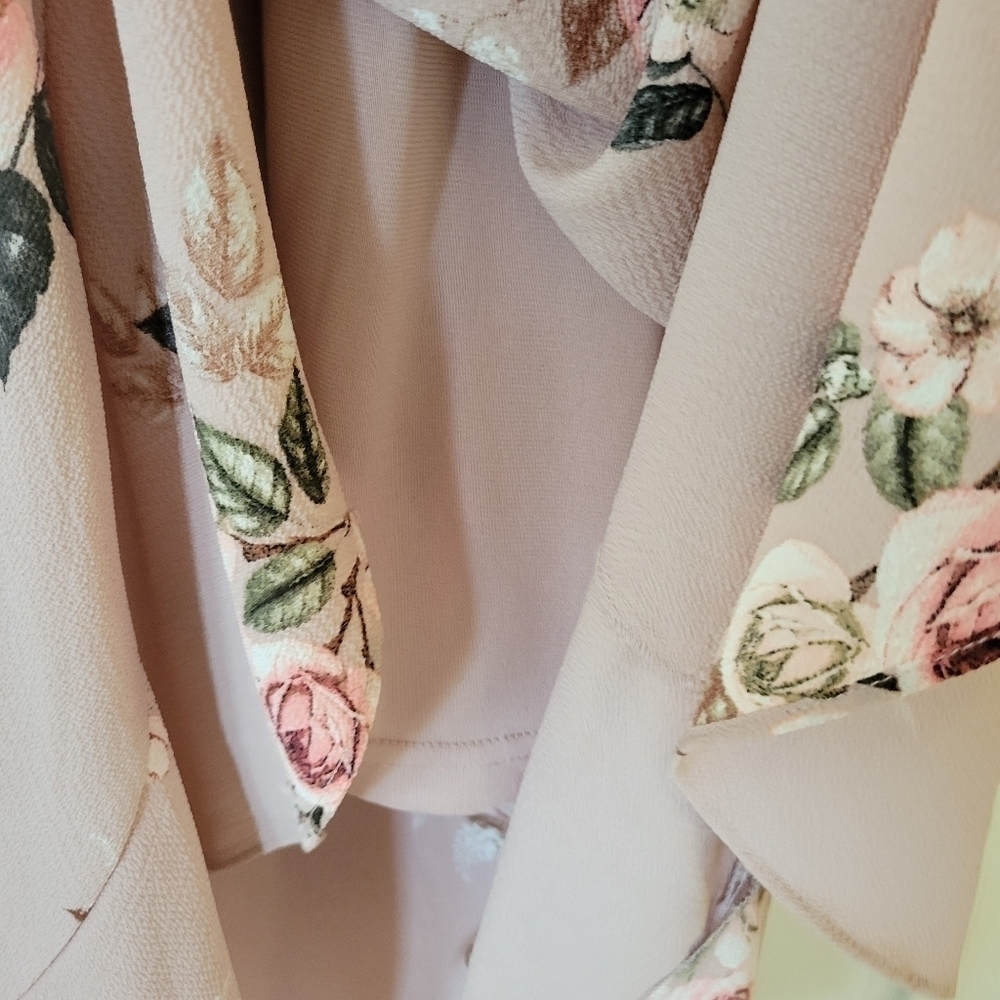 City Chic Plus Size Rose Play Floral Pink Dress XS 14 - Picture 10 of 13